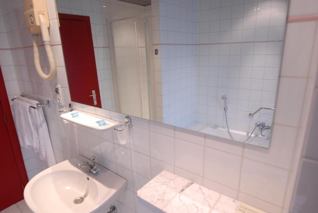 Hotel Le Joli Bois Waterloo Cameră foto